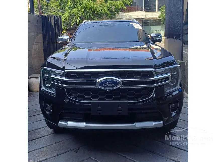 2025 Ford Everest Titanium SUV