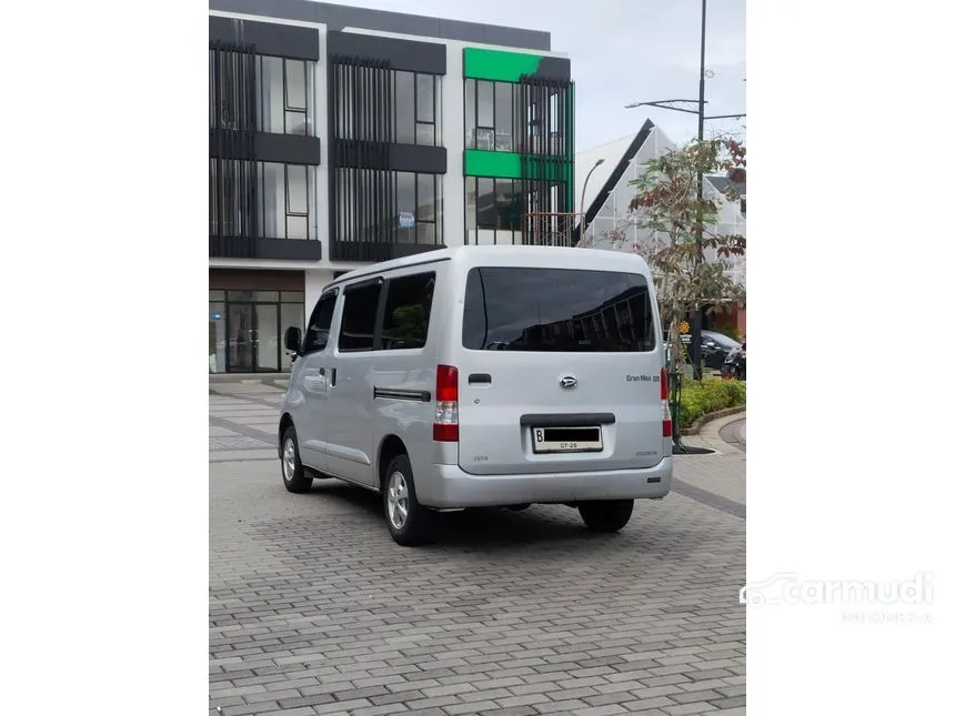 2018 Daihatsu Gran Max Mini Bus D Van