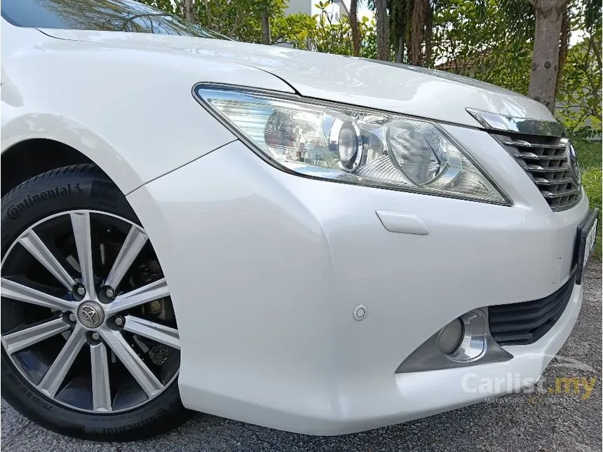 2013 Toyota Camry V Sedan