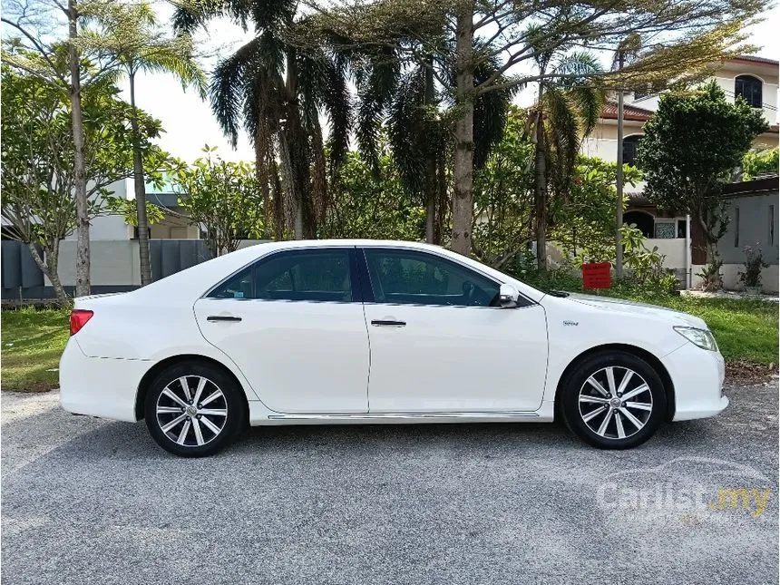 2013 Toyota Camry V Sedan