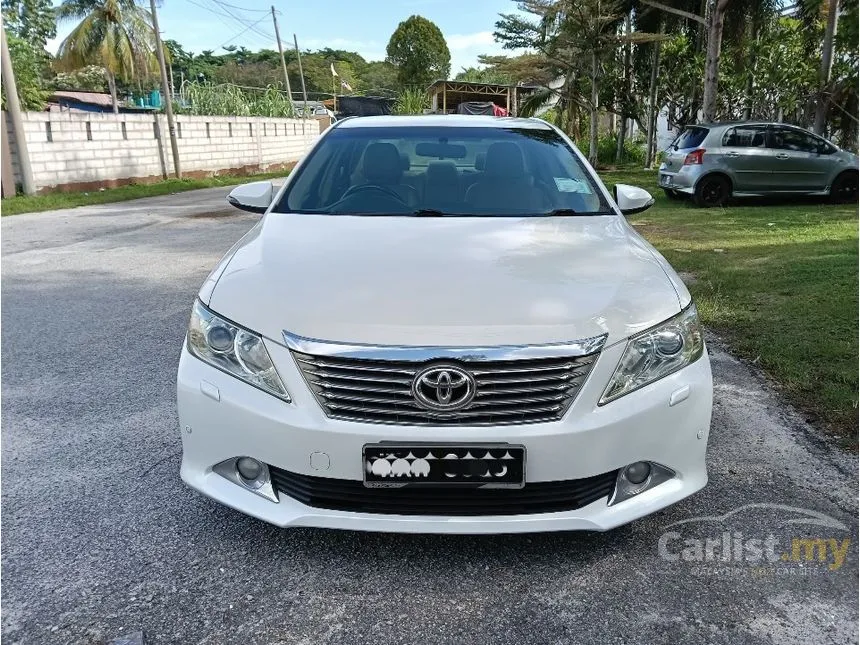 2013 Toyota Camry V Sedan