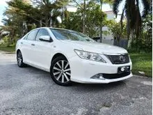 2013 Toyota Camry 2.5 V Sedan