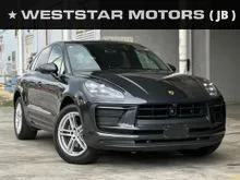 2023 Porsche Macan Sport Chrono PDLS PLUS Sport Exhaust PanRoof Smoked Tail lamp Mileage 26k km