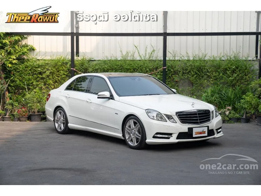 2012 Mercedes-Benz E250 AMG Dynamic Sedan