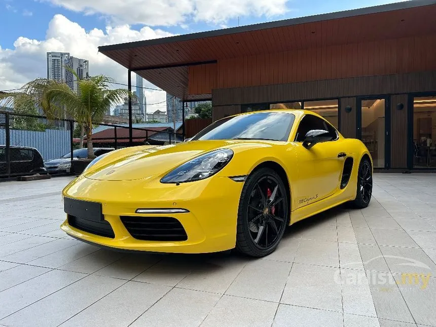 2020 Porsche 718 Cayman S Coupe