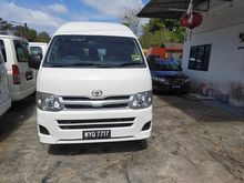 2013 Toyota Hiace 2.5 Window Van