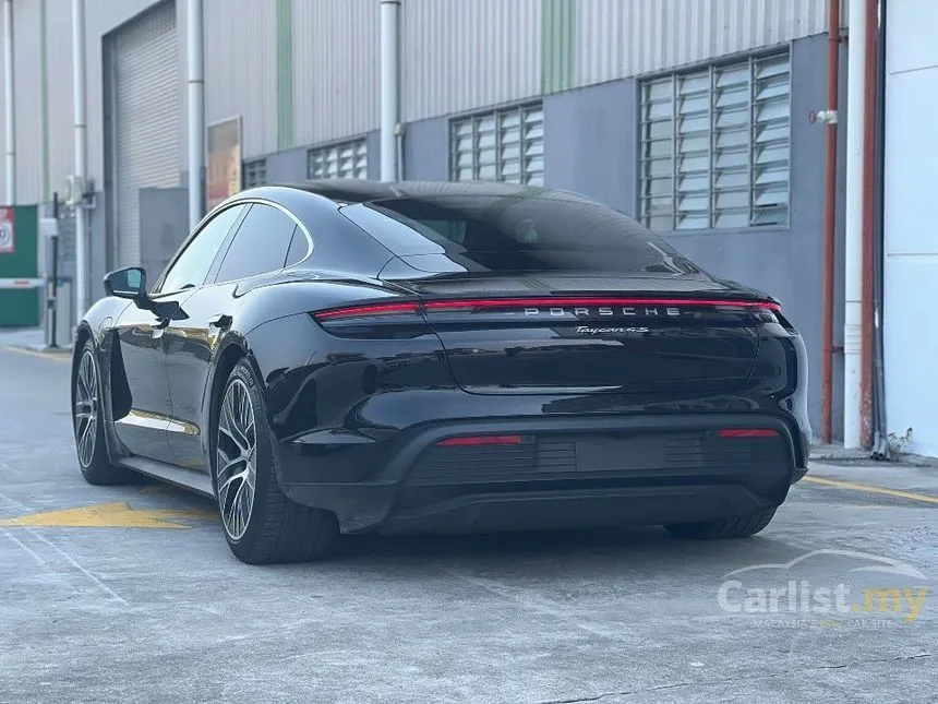 2024 Porsche Taycan 4S Sedan
