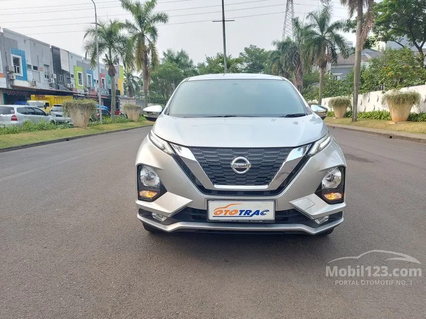 Jual Mobil Nissan Livina 2019 VL 1.5 di Banten Automatic Wagon Silver Rp 179.000.000