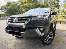 2017 Toyota FORTUNER 2.7 SRZ (A) FULL SER/ CARKING