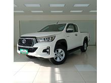 2018 Toyota Hilux Revo 2.4 SMARTCAB Prerunner E Pickup MT