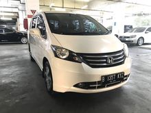 Honda Freed 1.5 E psd 2012 mulus siap pakai