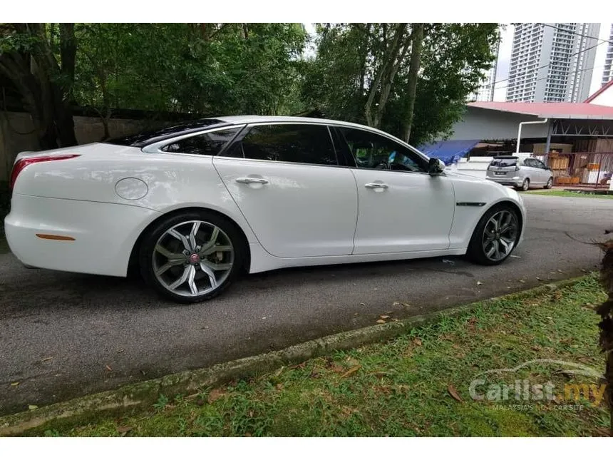 2011 Jaguar XJ L Sedan