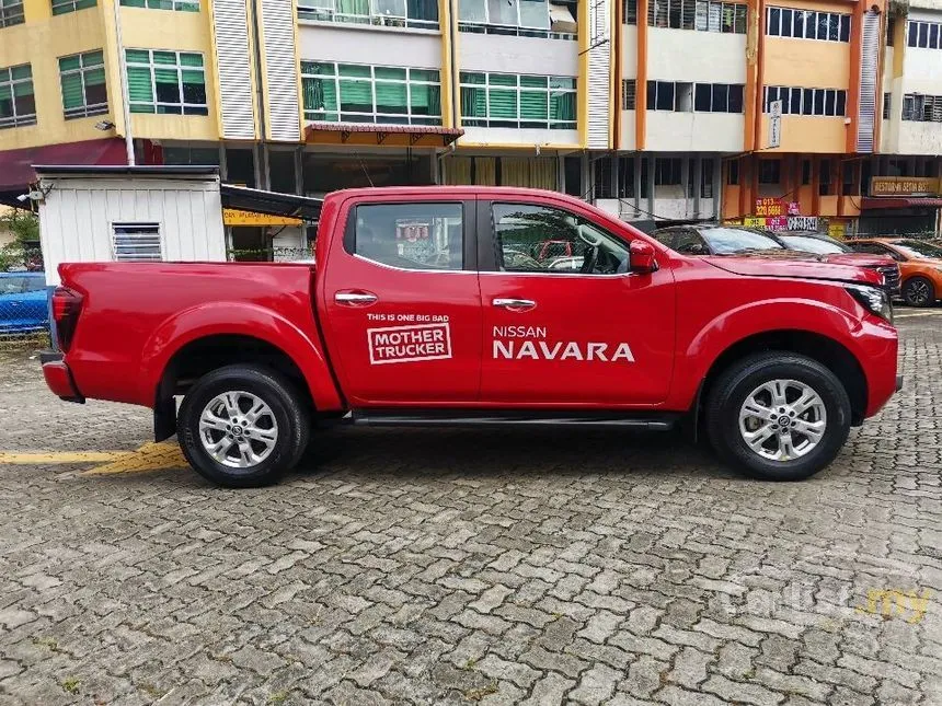 2021 Nissan Navara V Dual Cab Pickup Truck