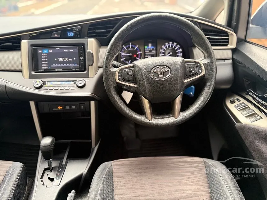 2018 Toyota INNOVA Crysta G Wagon