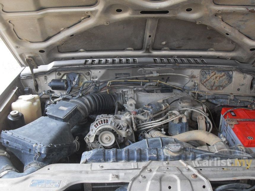 Mitsubishi Pajero 1990 2.5 in Selangor Manual SUV Silver 