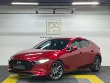 2021 Mazda 3 2.0 SKYACTIV-G High Plus Hatchback // FULL SERVICE RECORD MAZDA // HEAD UP DISPLAY // SUNROOF // 1 OWNER WITH CAR WARRANTY