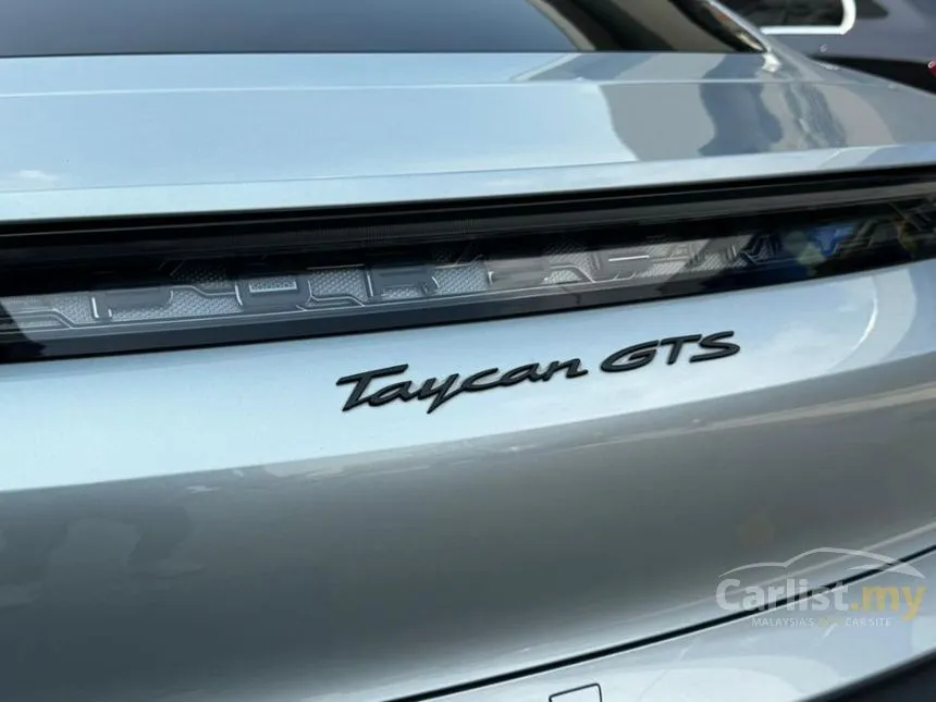 2022 Porsche Taycan GTS Sedan