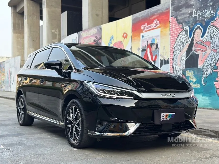 2024 BYD M6 Superior 7 Seater MPV