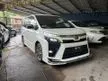 Recon 2018 Toyota Voxy 2.0 ZS Kirameki ** Japan Modelista Bodykit / Digital Climate Control / Roof Speaker / Chrome Side Mirror / Pre Crash ** 5 YR WARRANTY