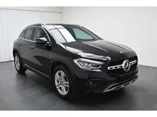 2022 Mercedes Benz GLA200 1.3 MIL ONLY 41K UNDER WARRANTY ( OTR PRICE )