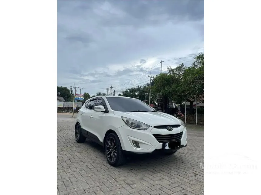 Jual Mobil Hyundai Tucson 2012 GLS 2.0 di Jawa Barat Automatic SUV Putih Rp 115.000.000