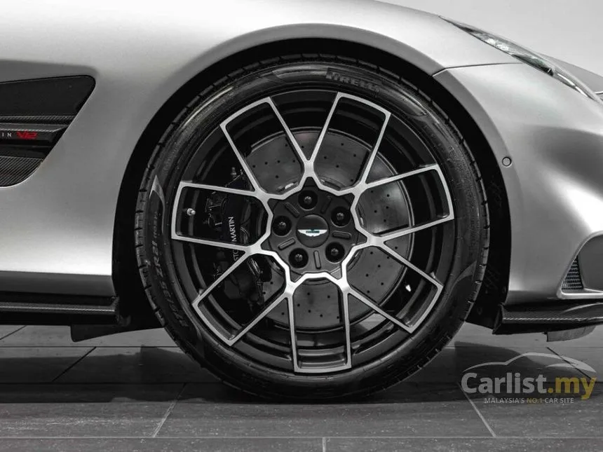 2025 Aston Martin Vanquish Coupe