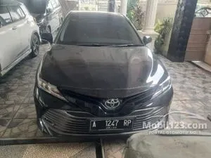 2021 Toyota Camry 2.5 V Sedan