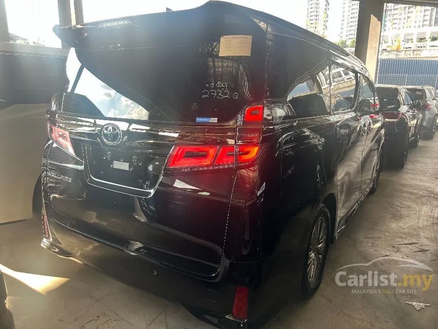 2022 Toyota Vellfire MPV