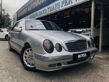 MERCEDES BENZ E240 2001,2 ELECTRONIC MEMORY SEATS,CRYSTAL SILVER IN COLOUR,FULL LEATHER SEATS,SMOOTH ENGINE GEAR BOX,ONE DATO OWNER