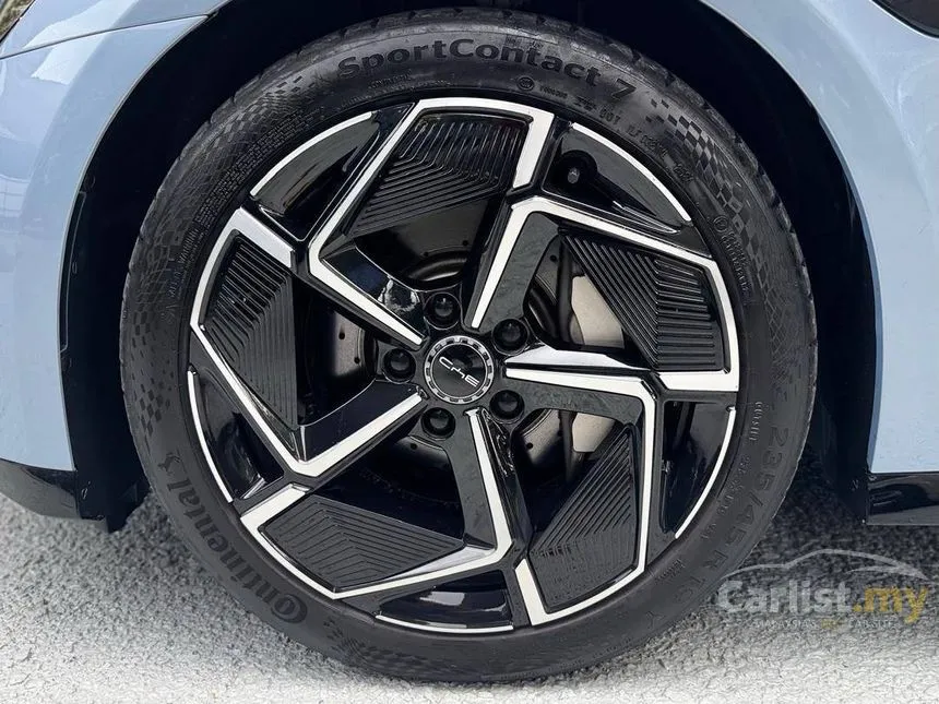 2024 BYD Seal Performance Sedan