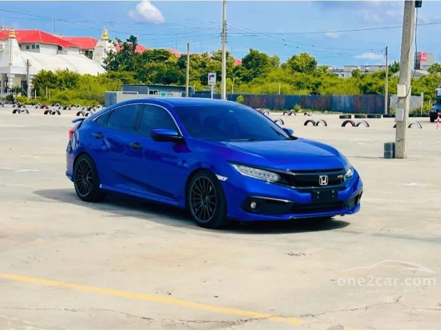 2019 Honda CIVIC Turbo RS Sedan