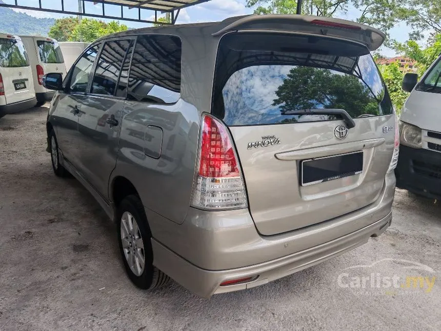 2011 Toyota Innova E MPV