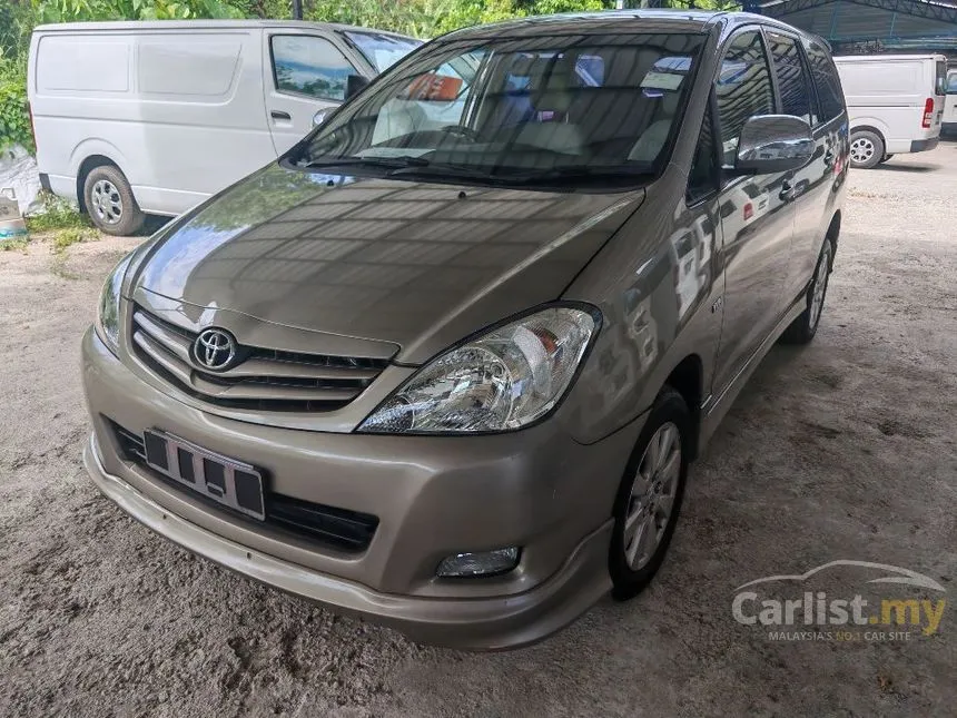2011 Toyota Innova E MPV