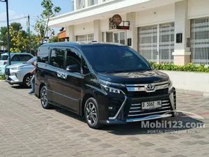 2020 Toyota Voxy 2.0 MPV