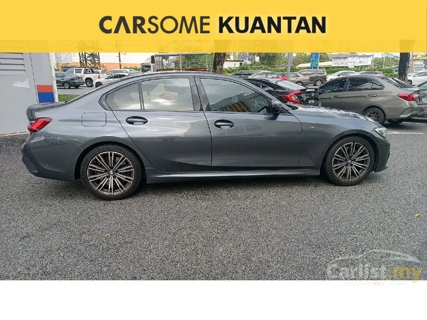 2021 BMW 330i M Sport Sedan