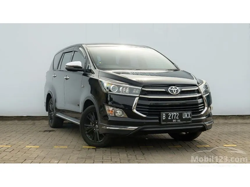 Jual Mobil Toyota Innova Venturer 2019 2.0 di DKI Jakarta Automatic Wagon Hitam Rp 314.000.000