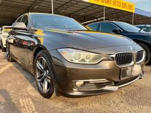 2013 BMW 320i 2.0 Luxury Line Sedan