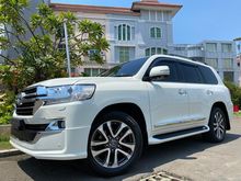 2011 Toyota Land Cruiser 4.5 Full Spec E SUV ZX Bensin Reg.2012 White On Beige Km49rb Full Option TDP.475JT