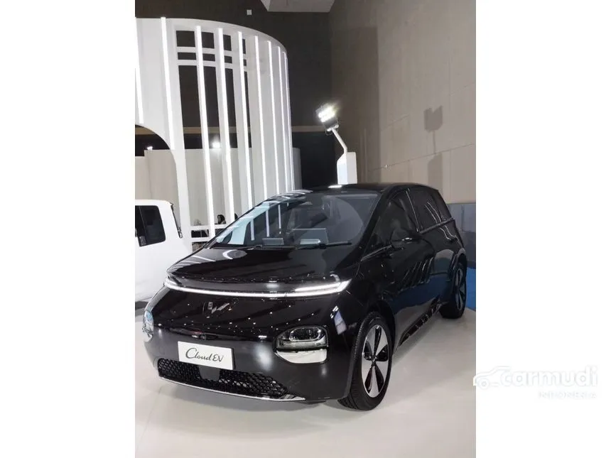 2024 Wuling Cloud EV EV Hatchback