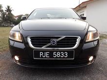 (TRUE YEAR 2008) Volvo S40 2.4 TIP TOP KING LIKE NEW CONDITION WITH LOW KM