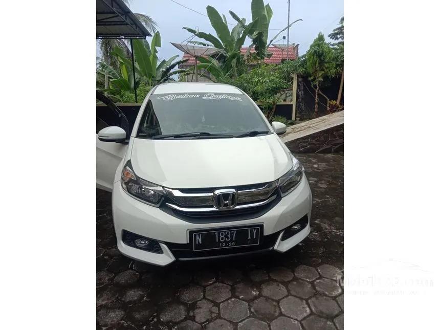 Jual Mobil Honda Mobilio 2017 E 1.5 di Jawa Timur Manual MPV Putih Rp 165.000.000