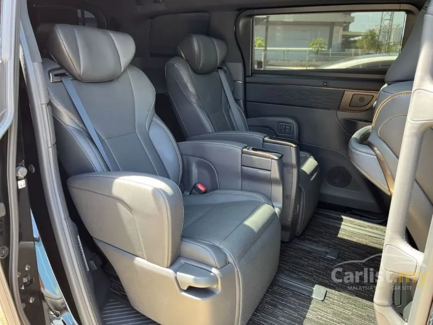 2023 Toyota Alphard Z MPV