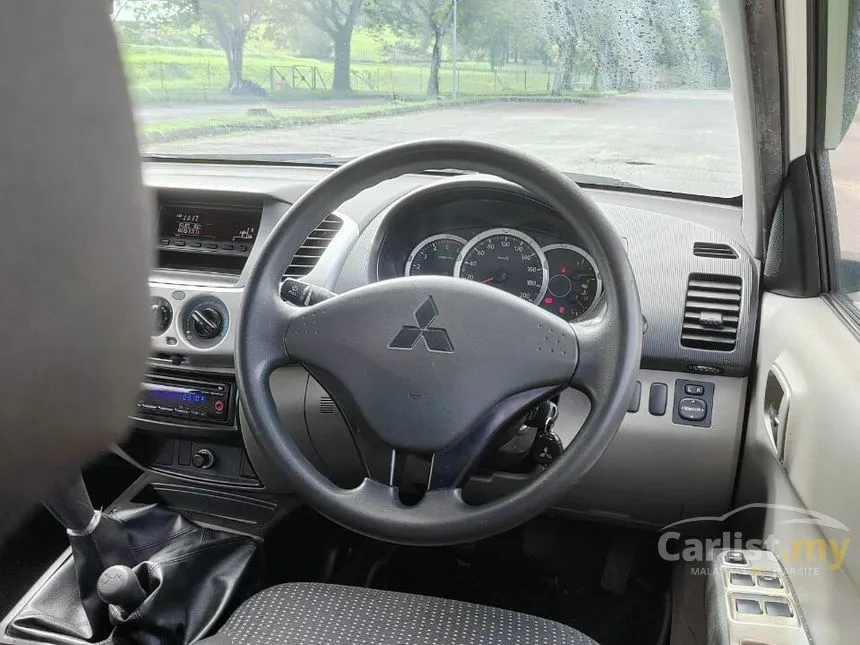 2015 Mitsubishi Triton Lite Pickup Truck