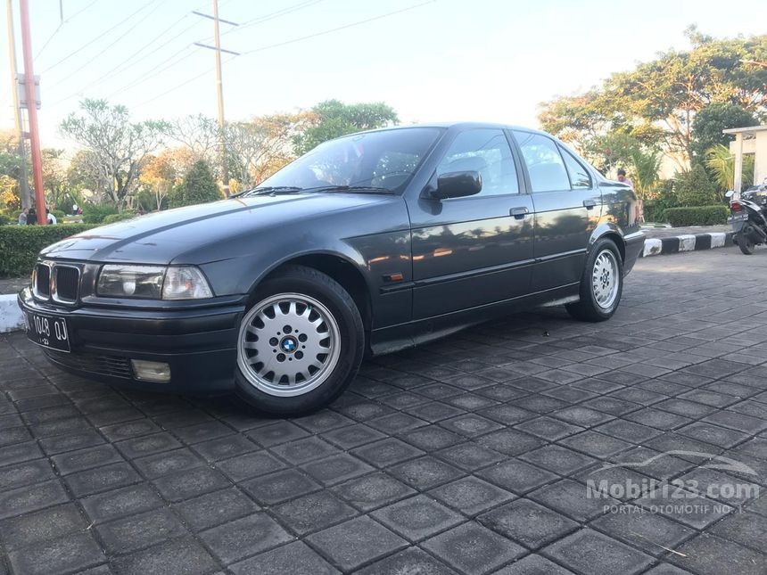  Jual  Mobil  BMW  320i 1993 E36  2 0 Manual 2 0 di Bali Manual 