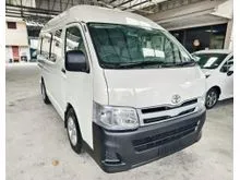 2011 TOYOTA HIACE 2.5 (M) WINDOW VAN 11-12  SEATERS tip top condition RM56,800.00 Nego