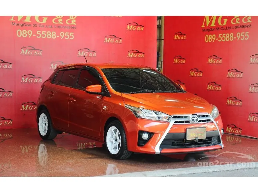 2015 Toyota YARIS E Hatchback