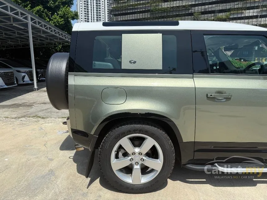 2022 Land Rover Defender 90 P300 SE SUV