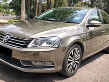 VOLKSWAGEN PASSAT 1.8 TSI AUTO,2012 ( ORIGINAL MILLAGE )