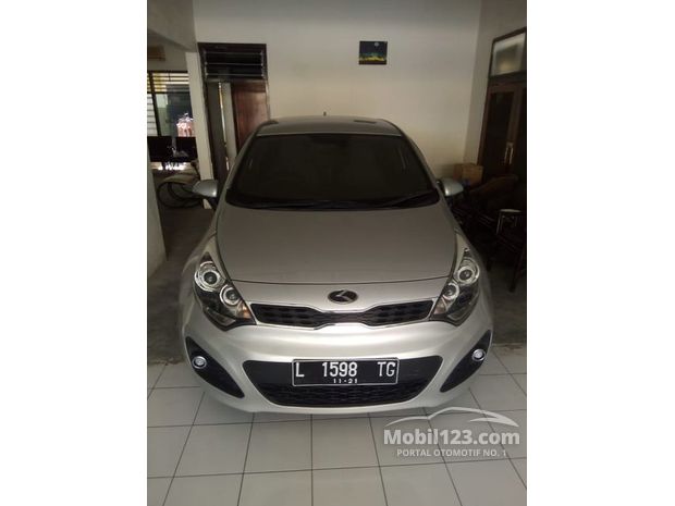 KIA Rio Mobil Bekas Baru dijual di Indonesia - Dari 97 