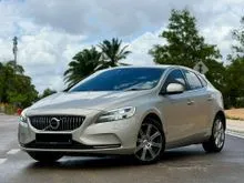 2017 VOLVO V40 T5 2.0 FACELIFT (A) Car King Easy Loan